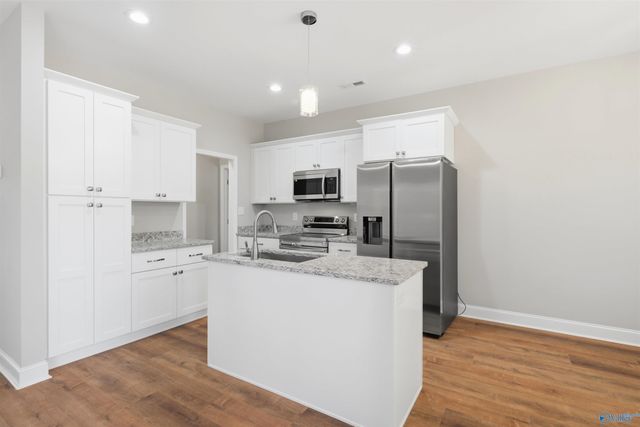 1702 Lydia Drive NW, Huntsville, AL 35816