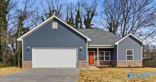 1702 Lydia Drive NW, Huntsville, AL 35816