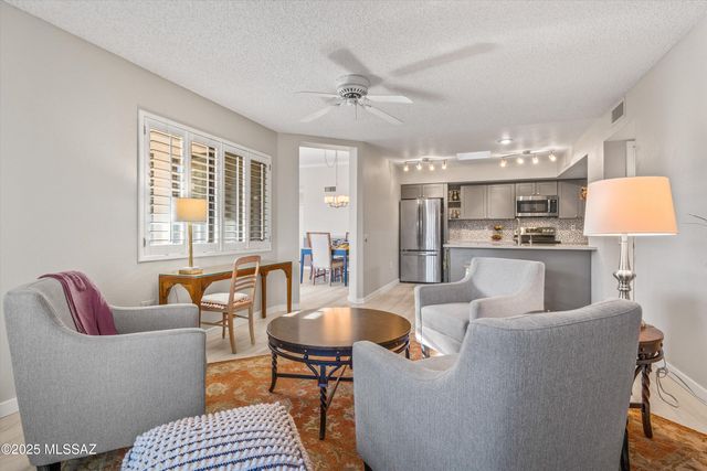 14306 N Copperstone Drive, Oro Valley, AZ 85755