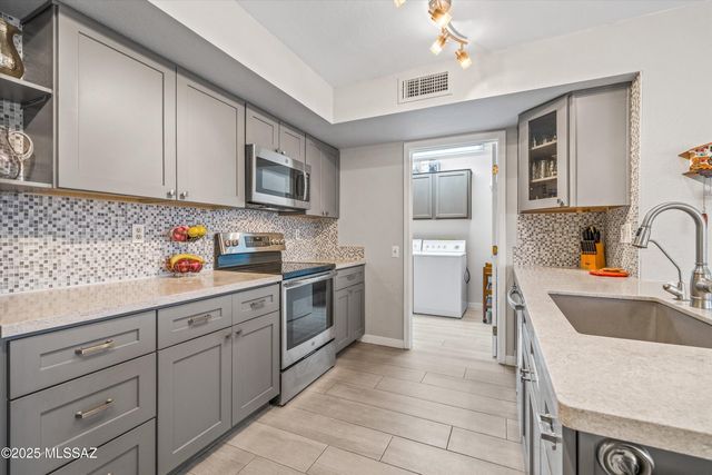 14306 N Copperstone Drive, Oro Valley, AZ 85755