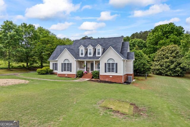 1080 Lakeside Court, Bishop, GA 30621