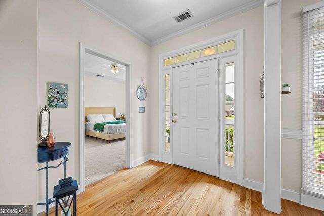 1080 Lakeside Court, Bishop, GA 30621