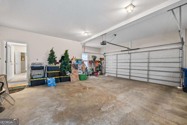 1080 Lakeside Court, Bishop, GA 30621