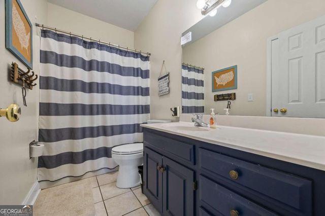 1080 Lakeside Court, Bishop, GA 30621