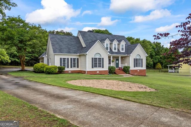 1080 Lakeside Court, Bishop, GA 30621