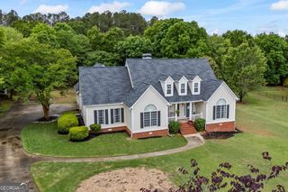 1080 Lakeside Court, Bishop, GA 30621