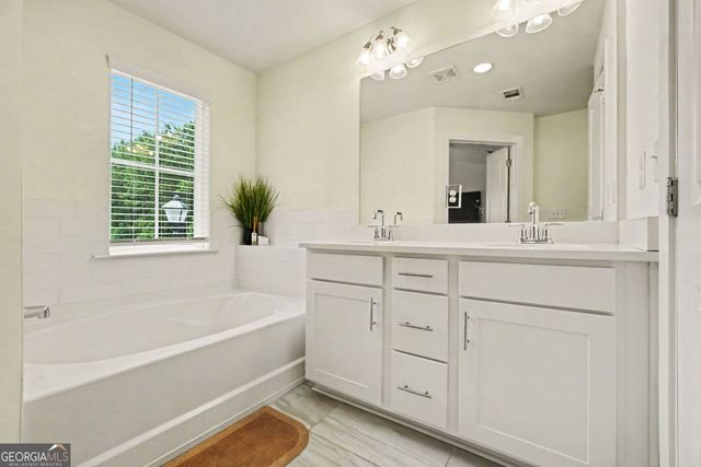 7740 Baron Road Road, Fairburn, GA 30213