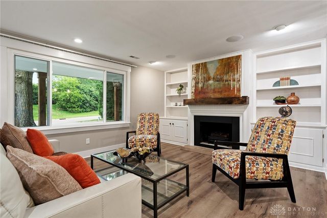 25 Eleanor Drive, Springboro, OH 45066