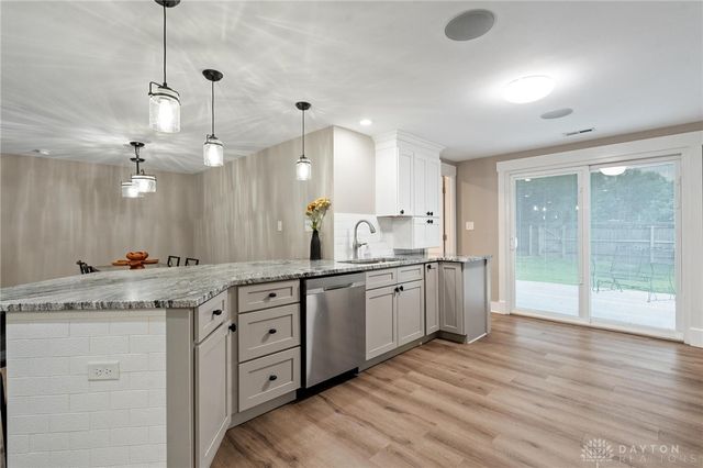 25 Eleanor Drive, Springboro, OH 45066
