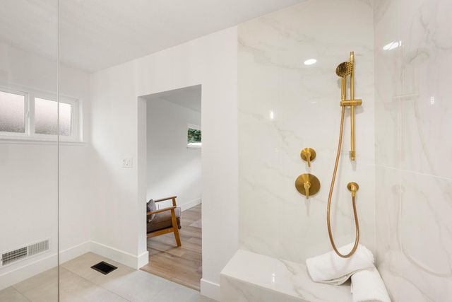 2932 Kadema Dr, Sacramento, CA 95864