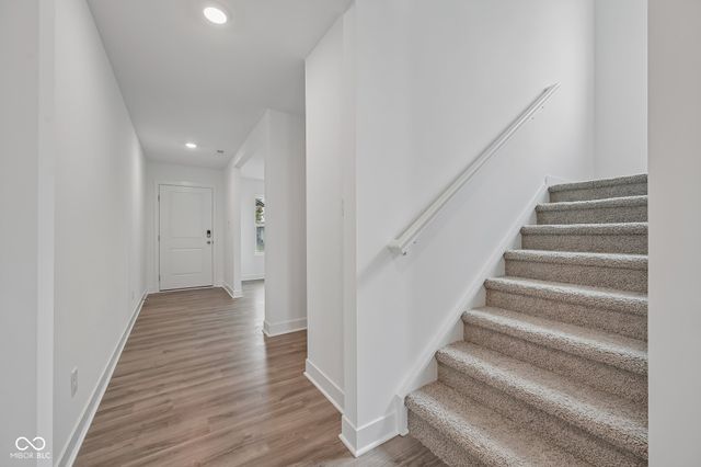 6739 Henley Way, Indianapolis, IN 46221