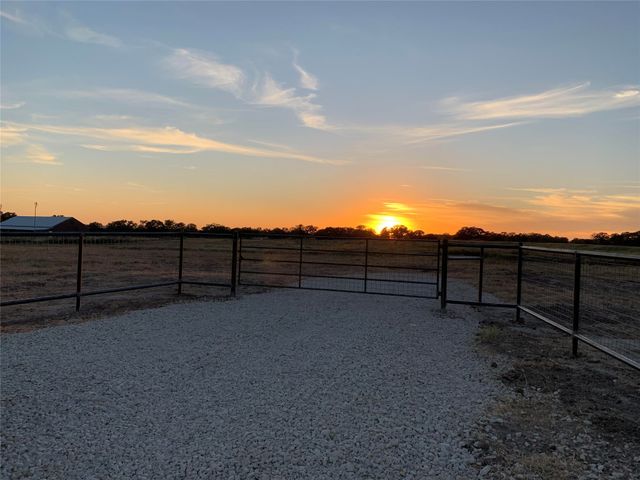 3039 Pear Orchard Road, Granbury, TX 76048