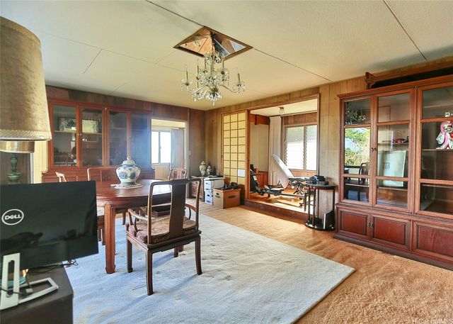 47-26 Kamehameha Highway, Kaneohe, HI 96744
