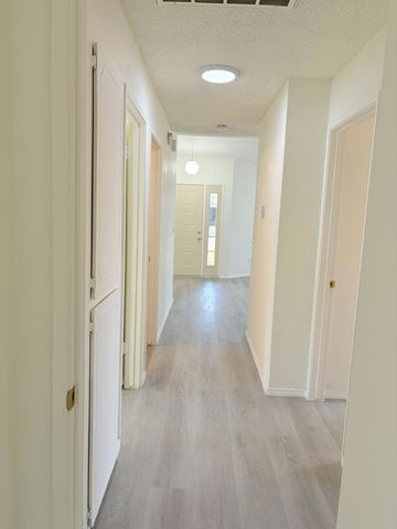 3985 Limestone Way, Sacramento, CA 95823