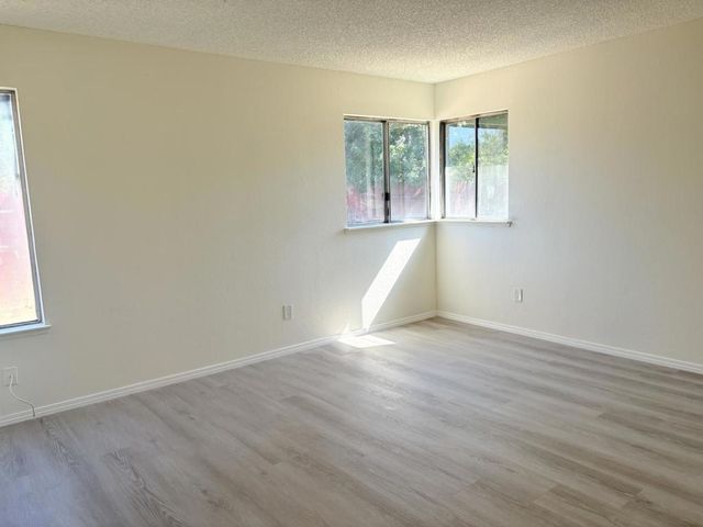 3985 Limestone Way, Sacramento, CA 95823