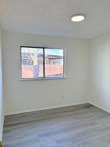 3985 Limestone Way, Sacramento, CA 95823