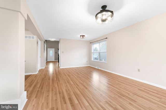 717 LEXINGTON DR, Bear, DE 19701