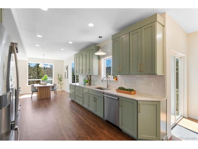 120 Red Clover Ct, Woodland Park, CO 80863