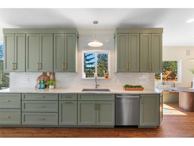 120 Red Clover Ct, Woodland Park, CO 80863