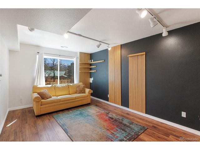 120 Red Clover Ct, Woodland Park, CO 80863