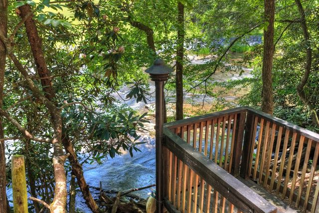 1027 Power Dam Road, Blue Ridge, GA 30513