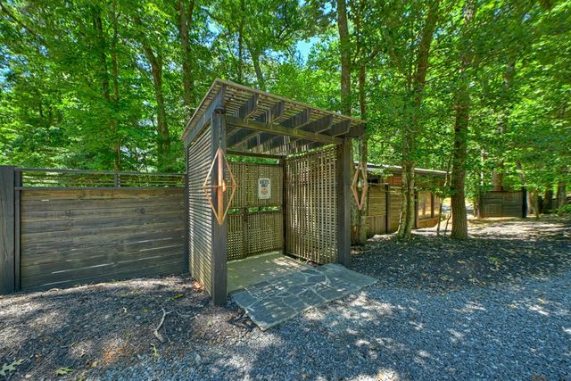 1027 Power Dam Road, Blue Ridge, GA 30513