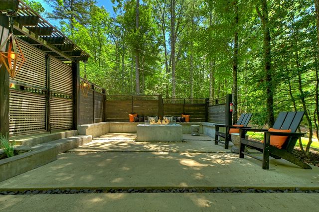 1027 Power Dam Road, Blue Ridge, GA 30513