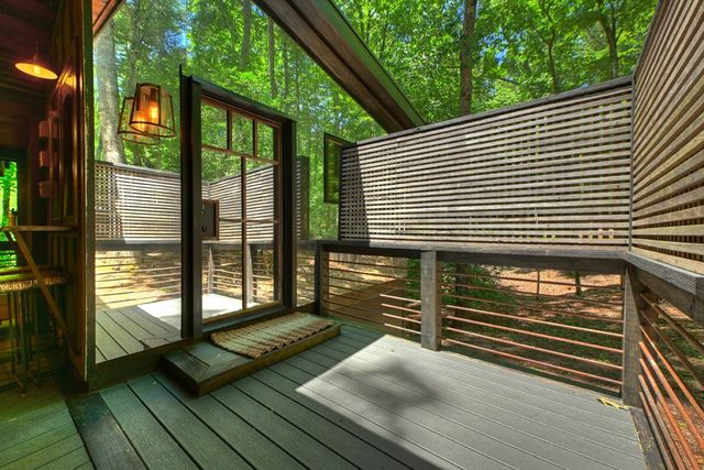 1027 Power Dam Road, Blue Ridge, GA 30513