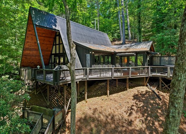 1027 Power Dam Road, Blue Ridge, GA 30513