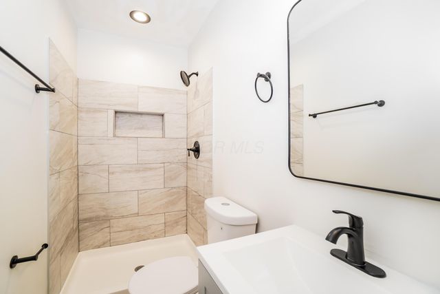 823 Gulliver Drive, Columbus, OH 43207