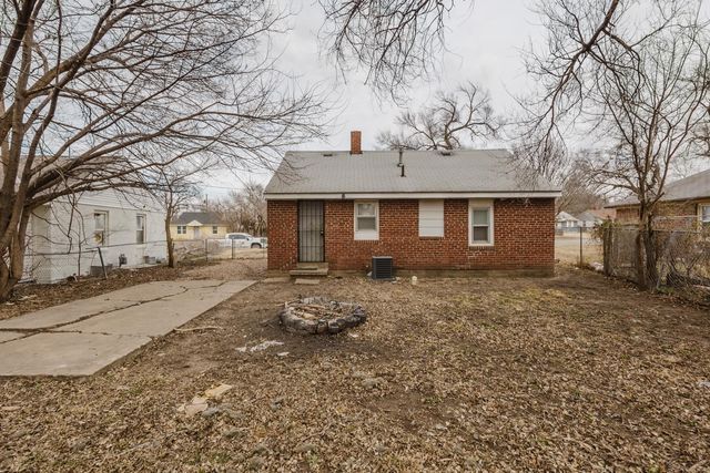 2831 E Stadium, Wichita, KS 67214