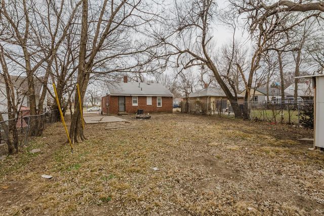 2831 E Stadium, Wichita, KS 67214