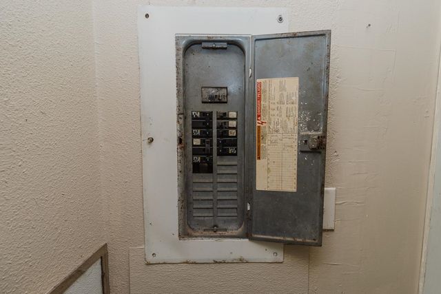 2831 E Stadium, Wichita, KS 67214