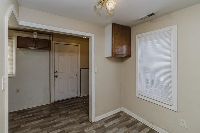 2831 E Stadium, Wichita, KS 67214