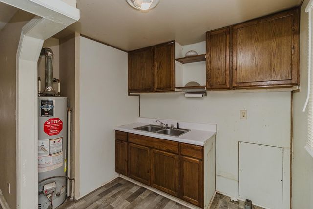 2831 E Stadium, Wichita, KS 67214