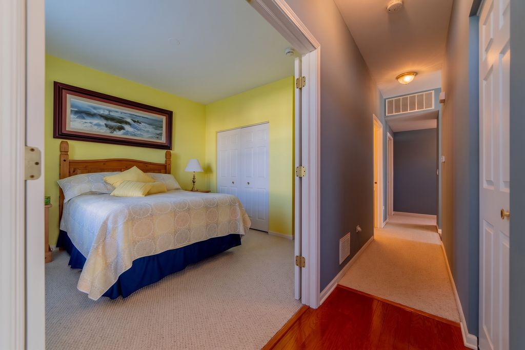 16334 Crescent Lake Drive, Crest Hill, IL 60403 — photo 4