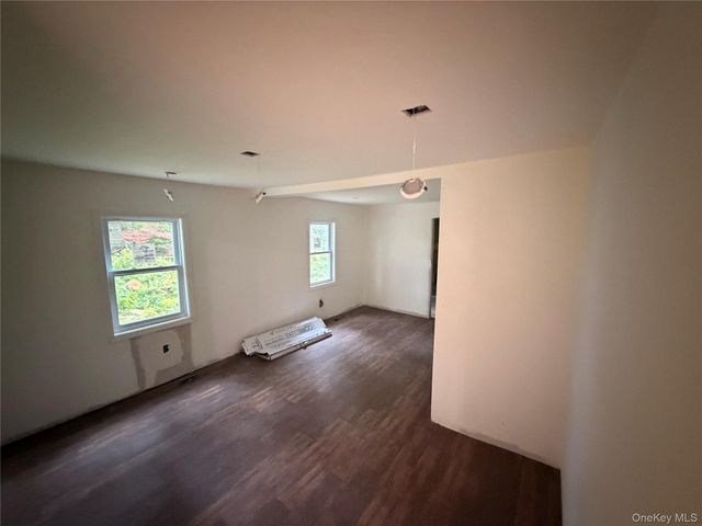 91 Livingston Road, Carmel, NY 10512