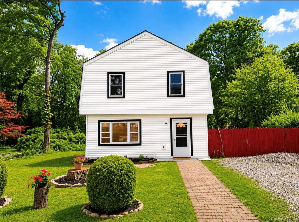 91 Livingston Road, Carmel, NY 10512