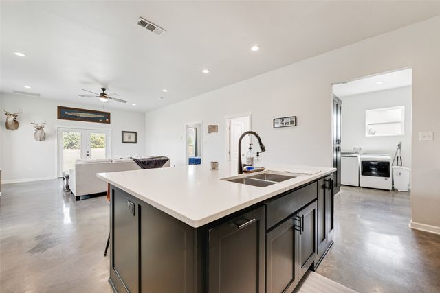 536 Robnett Road, Waxahachie, TX 75165