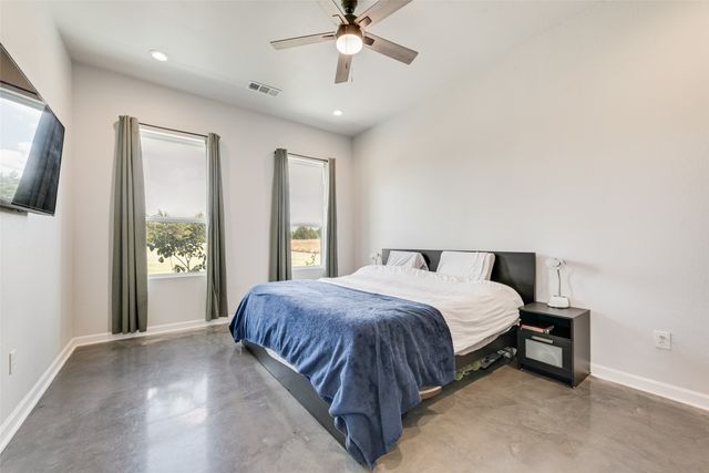 536 Robnett Road, Waxahachie, TX 75165