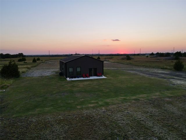 536 Robnett Road, Waxahachie, TX 75165
