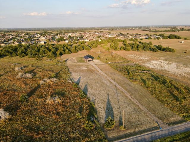 536 Robnett Road, Waxahachie, TX 75165