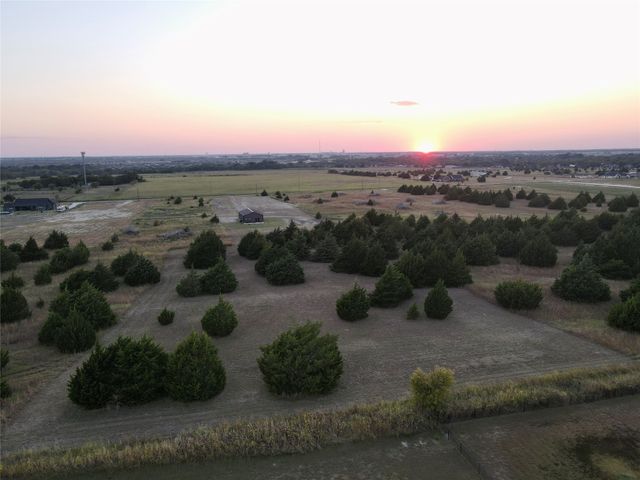 536 Robnett Road, Waxahachie, TX 75165