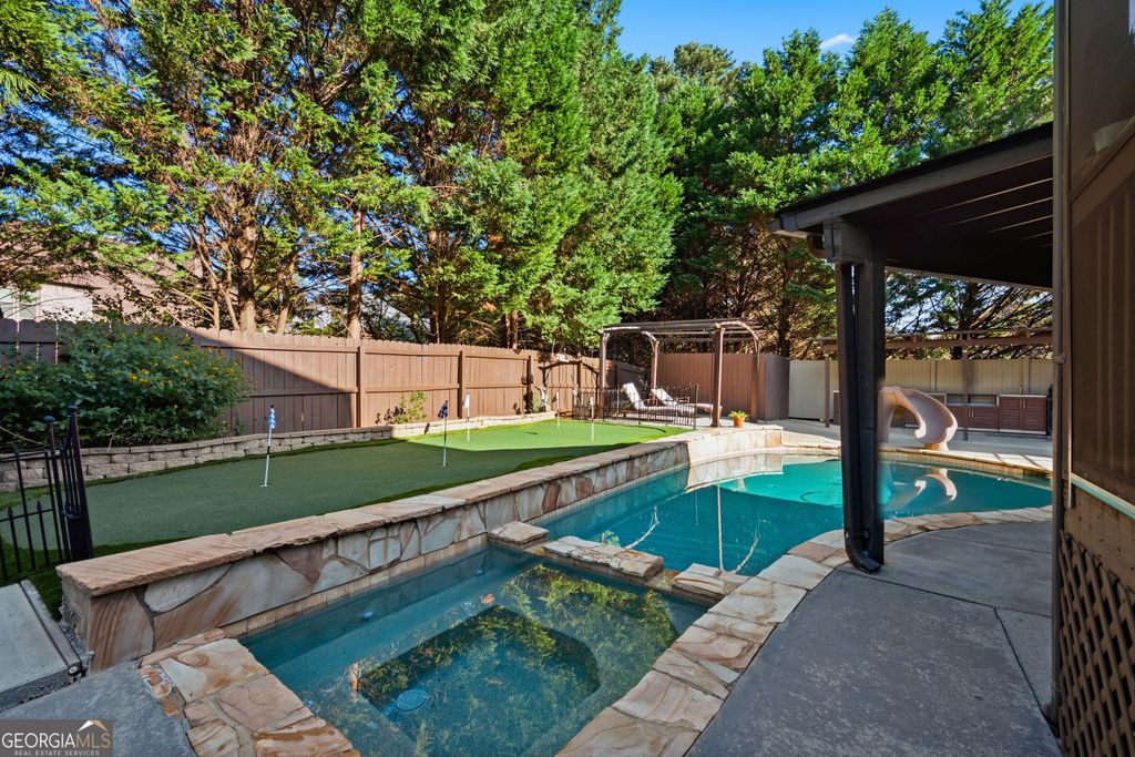 605 Settles Brook Court, Suwanee, GA 30024 — photo 3