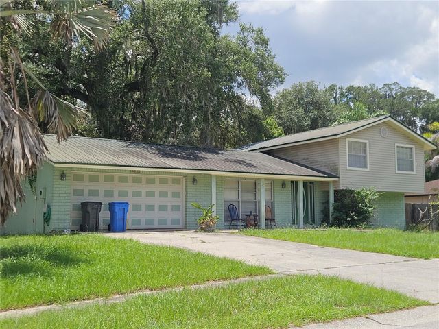 1203 LAKE VALRICO LANE, Valrico, FL 33594