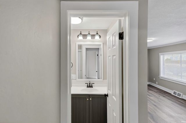 2807 Witchwood Drive, Fort Wayne, IN 46809