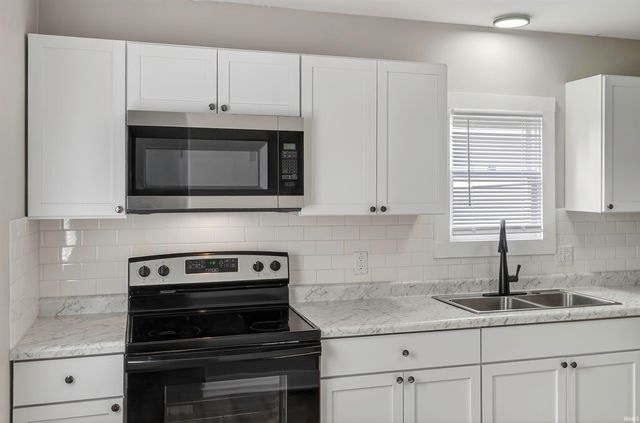 2807 Witchwood Drive, Fort Wayne, IN 46809