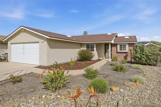 345 Black Hawk Way, Nipomo, CA 93444