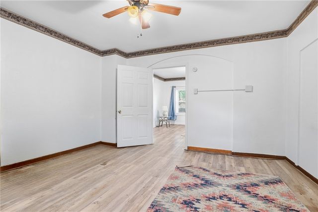 139 Leneake St, Wilkins Twp, PA 15145