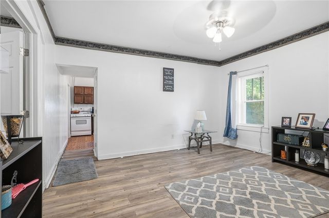 139 Leneake St, Wilkins Twp, PA 15145